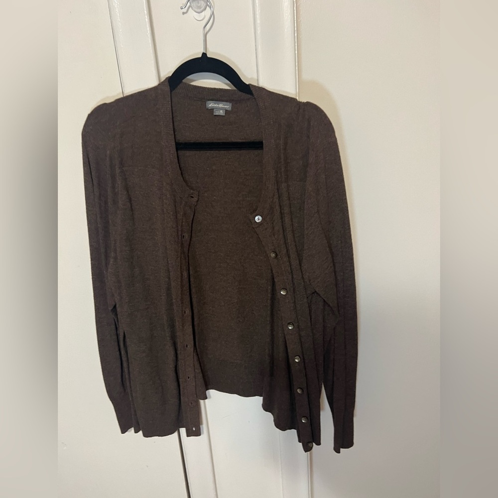 Eddie Bauer brown sweater size XL
